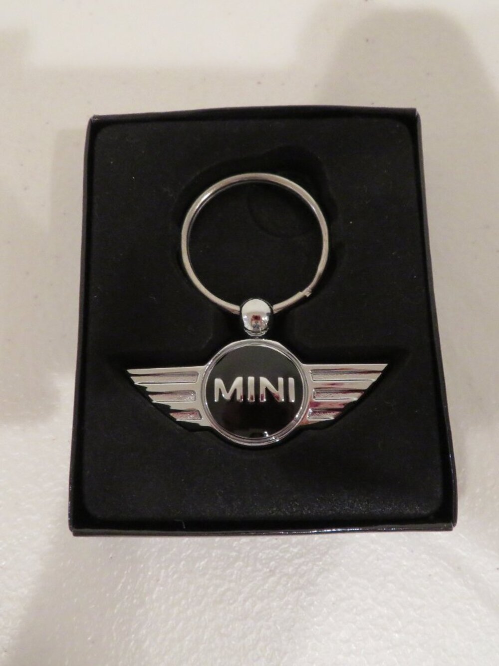 Mini Cooper Logo Metal Keychain Black Silver NIB